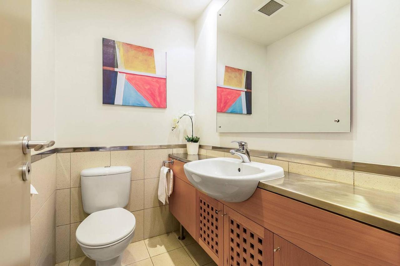 Enormous One Bedroom Beauty In Cbd! Free Parking Окленд Экстерьер фото