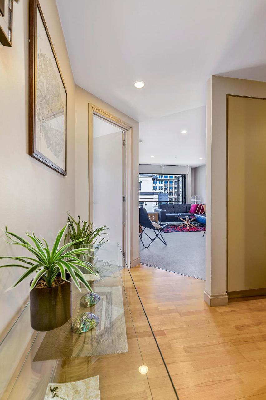 Enormous One Bedroom Beauty In Cbd! Free Parking Окленд Экстерьер фото