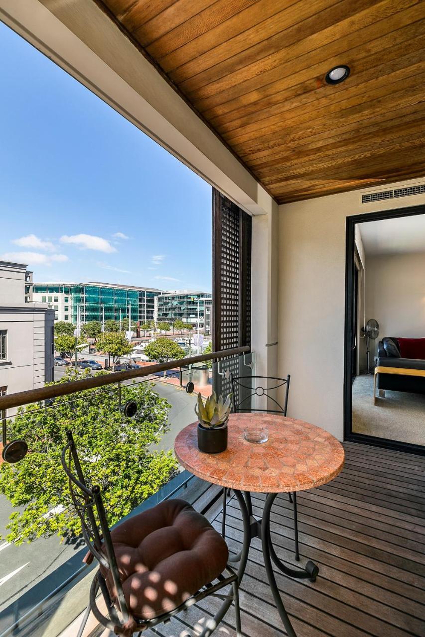 Enormous One Bedroom Beauty In Cbd! Free Parking Окленд Экстерьер фото